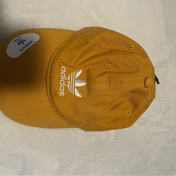 Adidas ball cap mustard Women’s - Picture 1 of 2